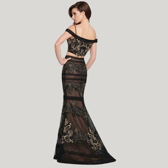 Mon Cheri 'Ellie Wilde' Two-Piece Mesh Gown - Picture 2 of 8